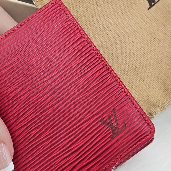 Louis Vuitton  Red Bifold Small Wallet - Picture 15 of 17